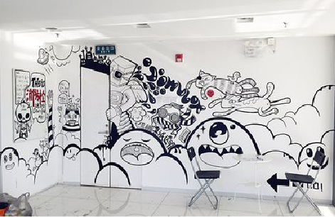 丽江手绘墙并非传统涂鸦。